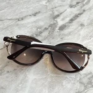 Salvatore Ferragamo | Accessories | New Salvatore Ferragamo  display picture 2